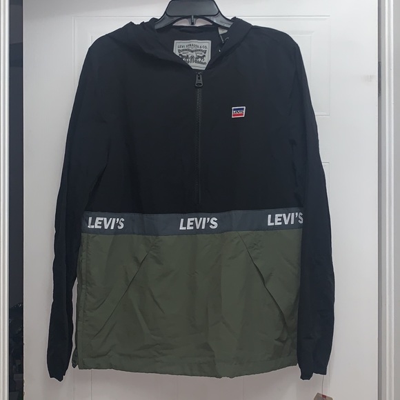 Levis | Retro Hooded Colourblock Black and Green Windbreaker Jacket - Picture 4 of 5